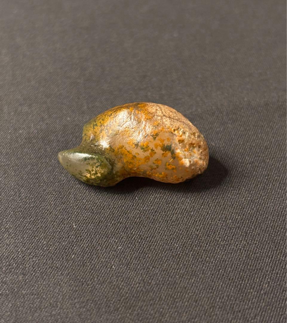 自然石新疆ゴビ瑪瑙可愛いアヒル模様の天然アート石【#MN0007】