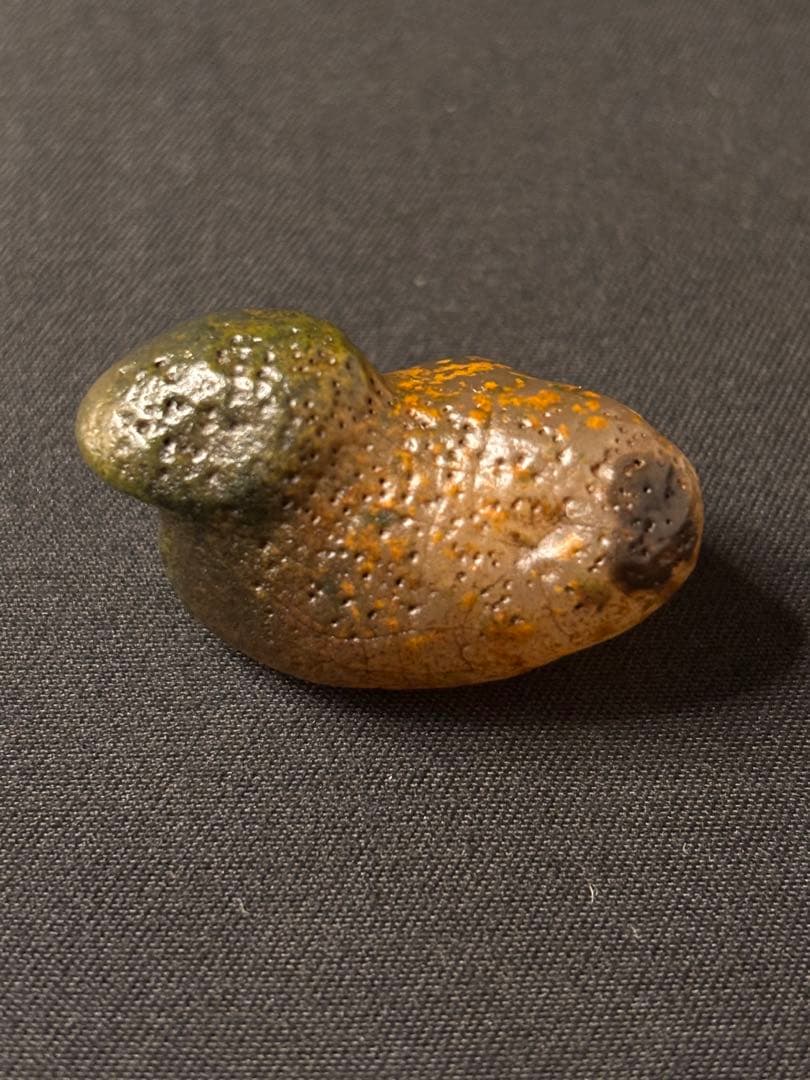 自然石新疆ゴビ瑪瑙可愛いアヒル模様の天然アート石【#MN0007】