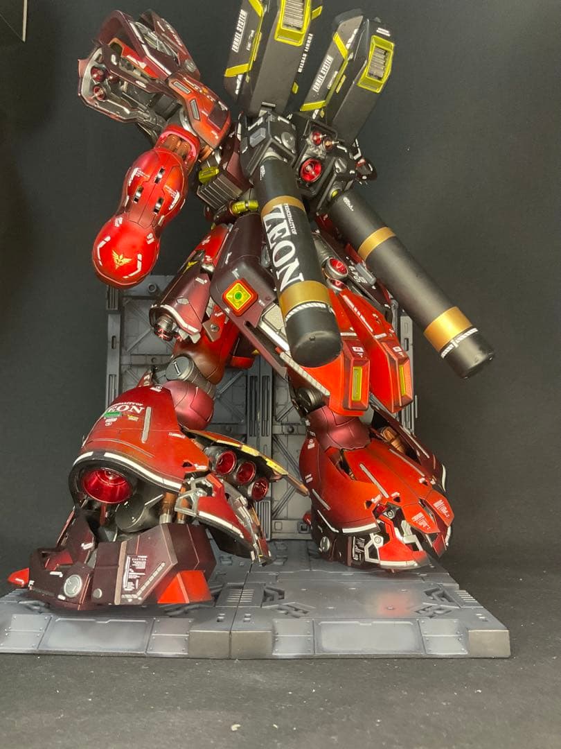 ラ・ターシュ 　MG サザビーVer.Ka 徹底監修　塗装　完成品