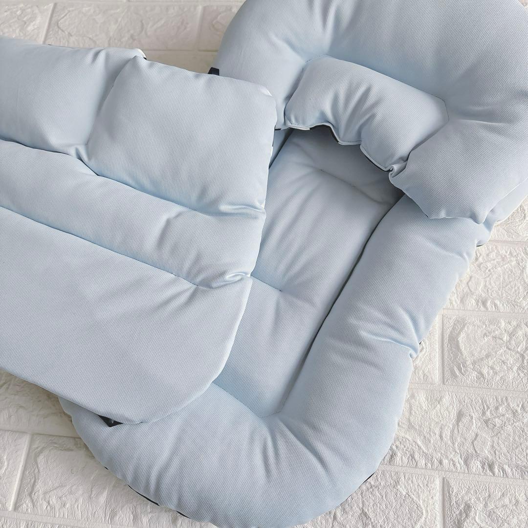 いぬ様／カートM.Ｌ、あごのせクッション