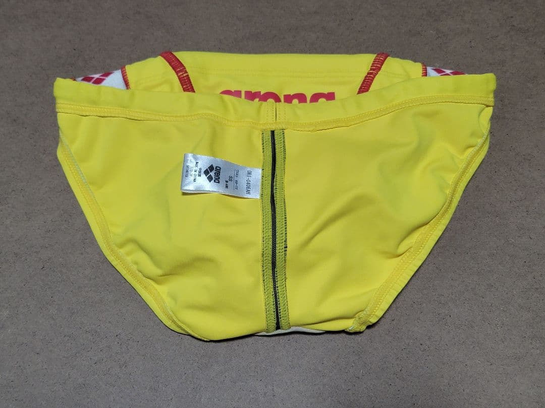 別注 arena イエロー SSサイズ