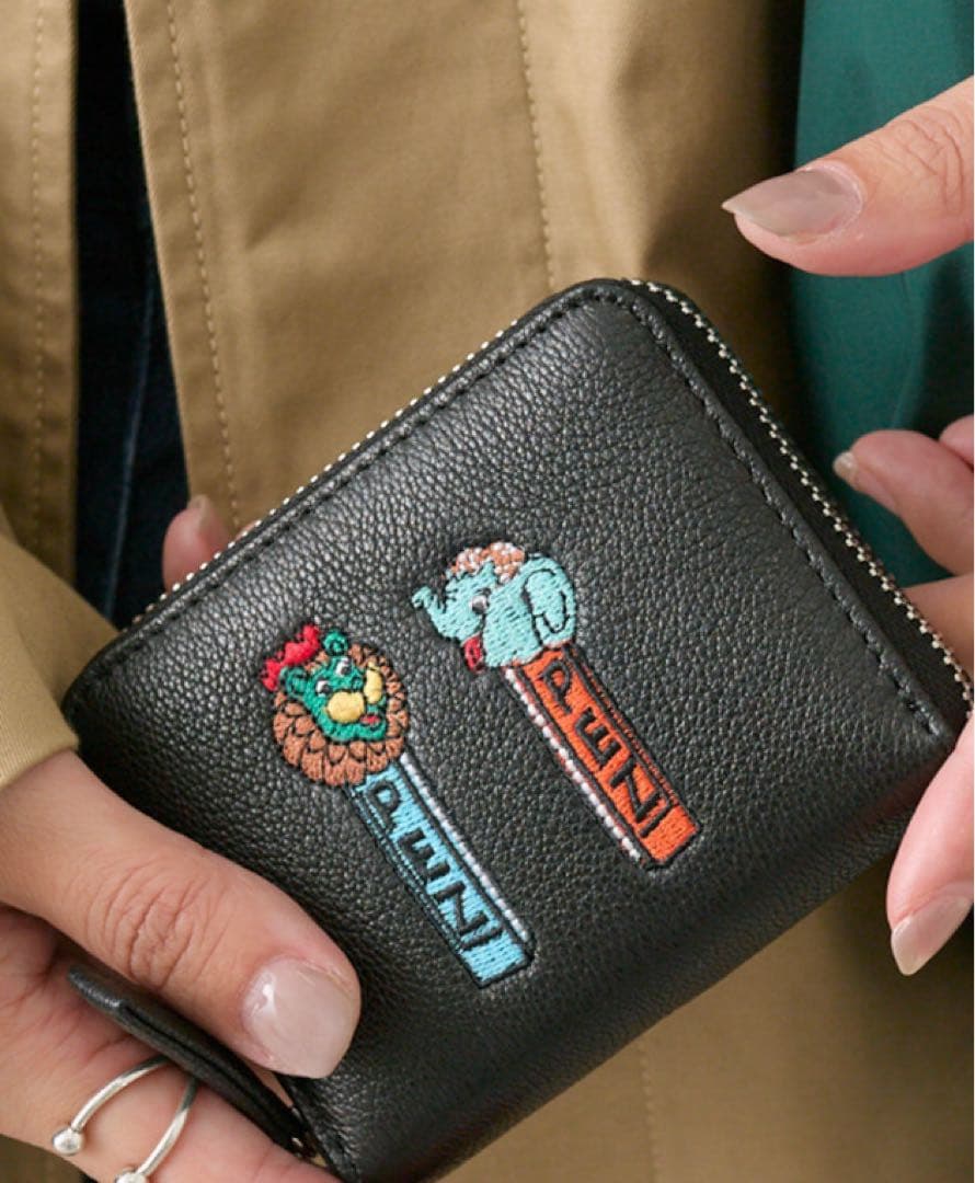 PEZ × perche × ear コラボジャバラ二つ折り財布 ブラック