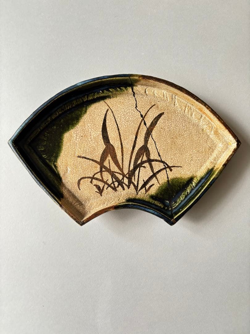 寺田鉄平 織部向付 扇形 漆継ぎ