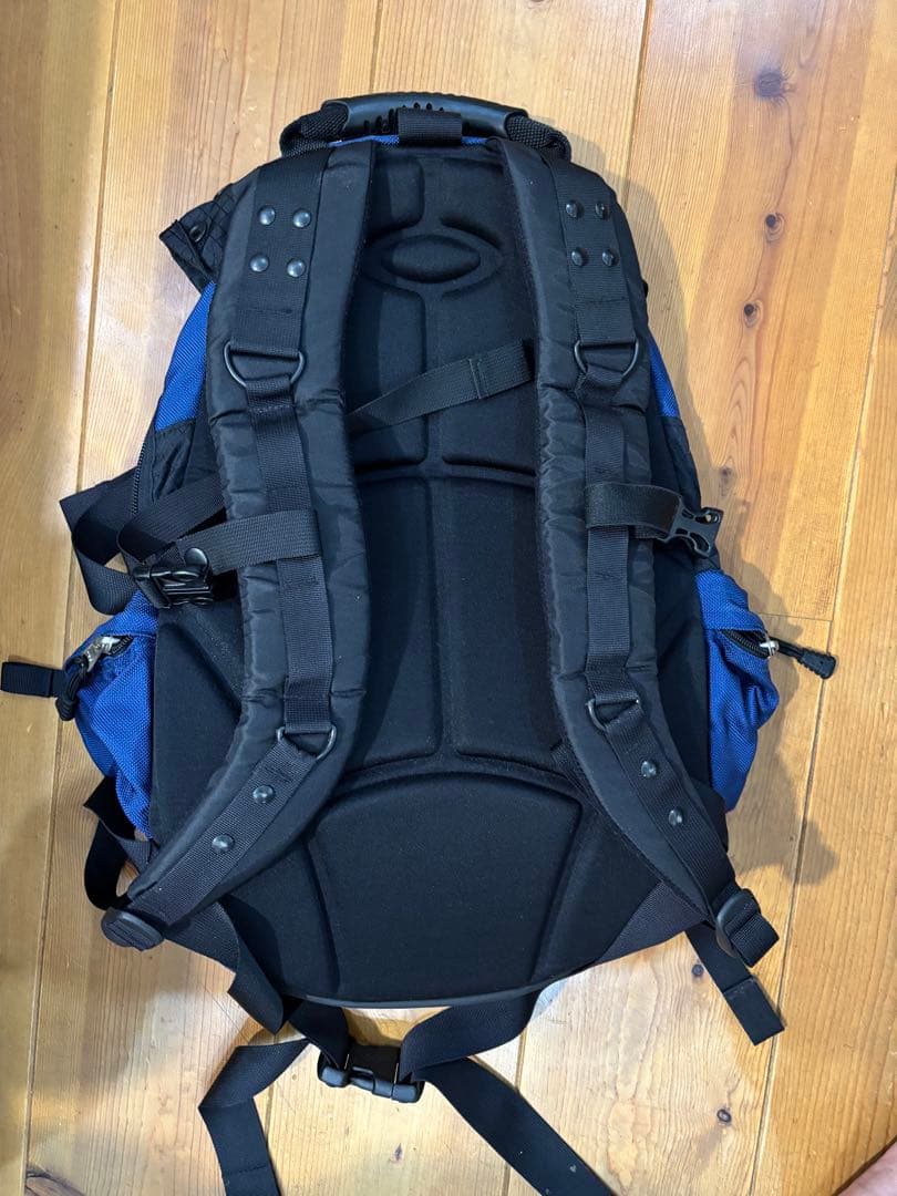 Oakley ネイビー バックパック