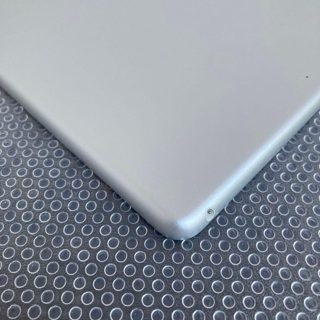 3545【早い者勝ち】比較的美品☆iPad8第8世代 32GB WIFIモデル☆