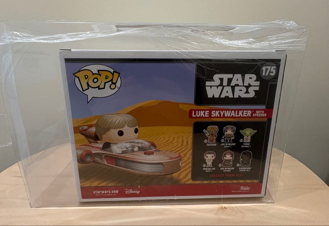 【新品　限定品】Funko popスターウォーズフィギュア 大　保護ケース付