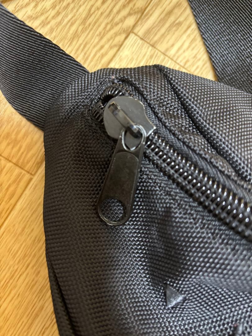 milet visions ボディバック