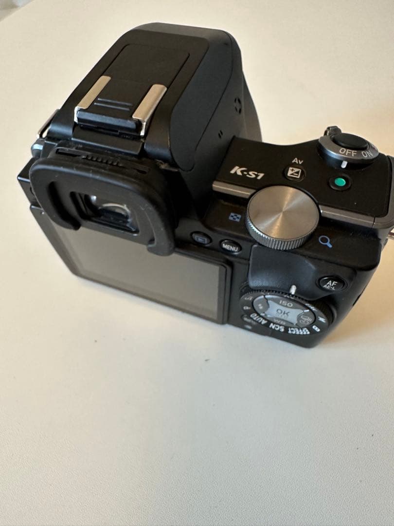 ペンタックスK-S1 デジタル一眼レフカメラ　ジャンク？