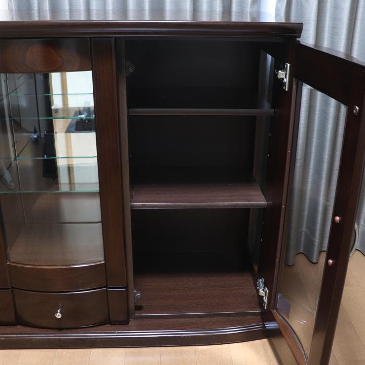 大川家具購入 日本製 ファニテリア・マキ サイドボード ガラスキャビネット