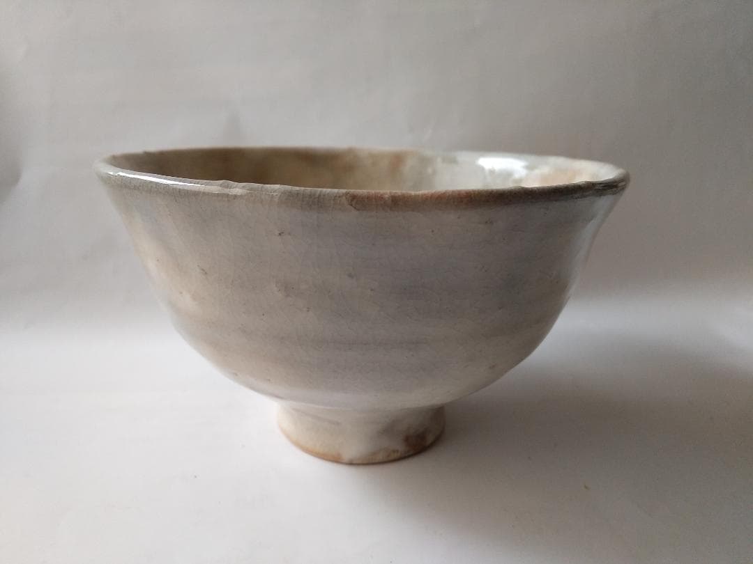 萩焼 玉祖窯 大井可笑 茶碗 共箱 共布 茶器 抹茶碗 新品 未使用 です。