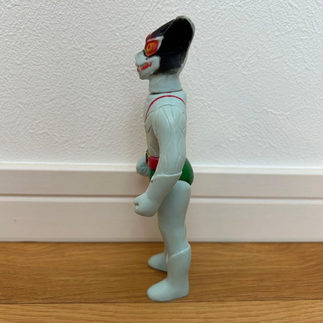 【チャン・ドンス 】