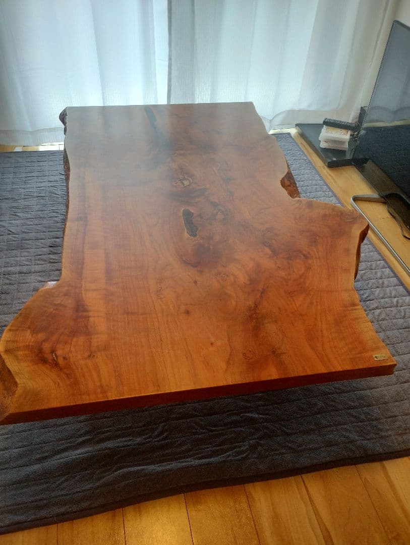 希少　山桜　一枚板 ダイニングテーブル
