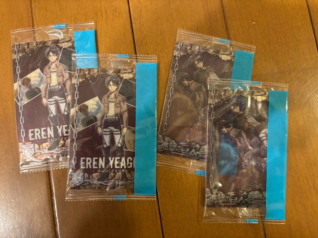 新品未開封　ウエハース 森永 未開封 カード まとめ 進撃の巨人