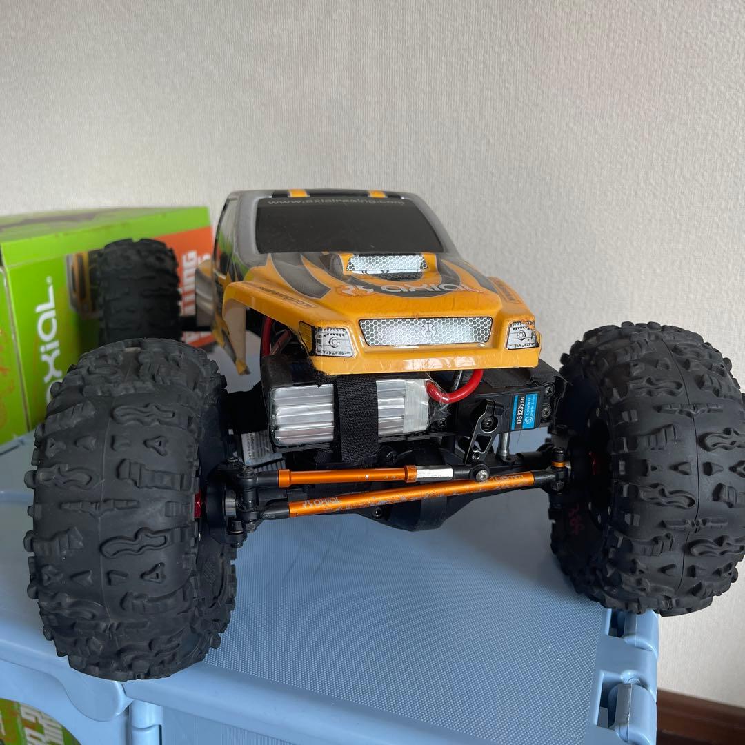 けんです。プロポ受信機なし　Axial AX10 スコーピオン