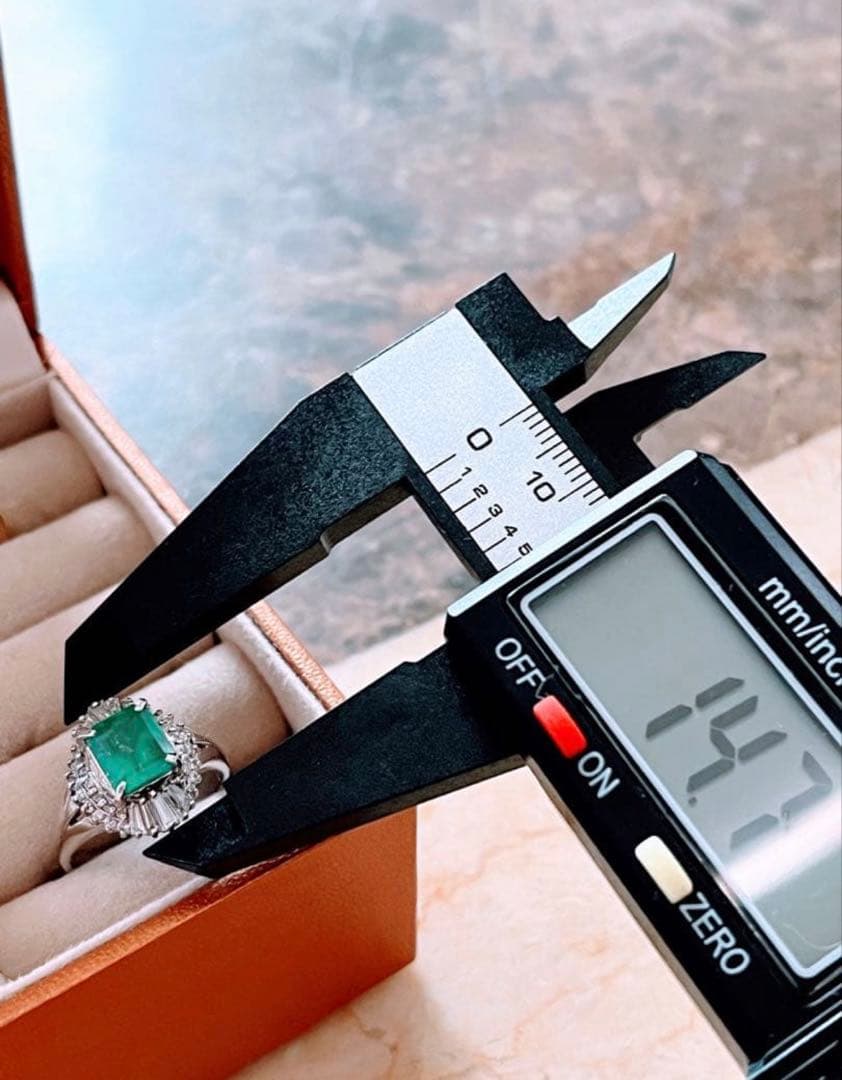 1.67ct エメラルド プラチナ　Pt900 12号　指輪【検索GSTV】