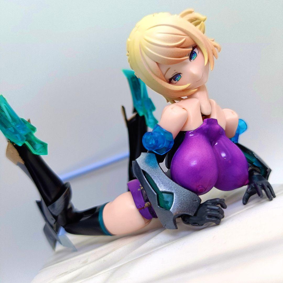 メガミデバイス　エクソシスト WIDOW バイクライダー　プラモデル　塗装完成品