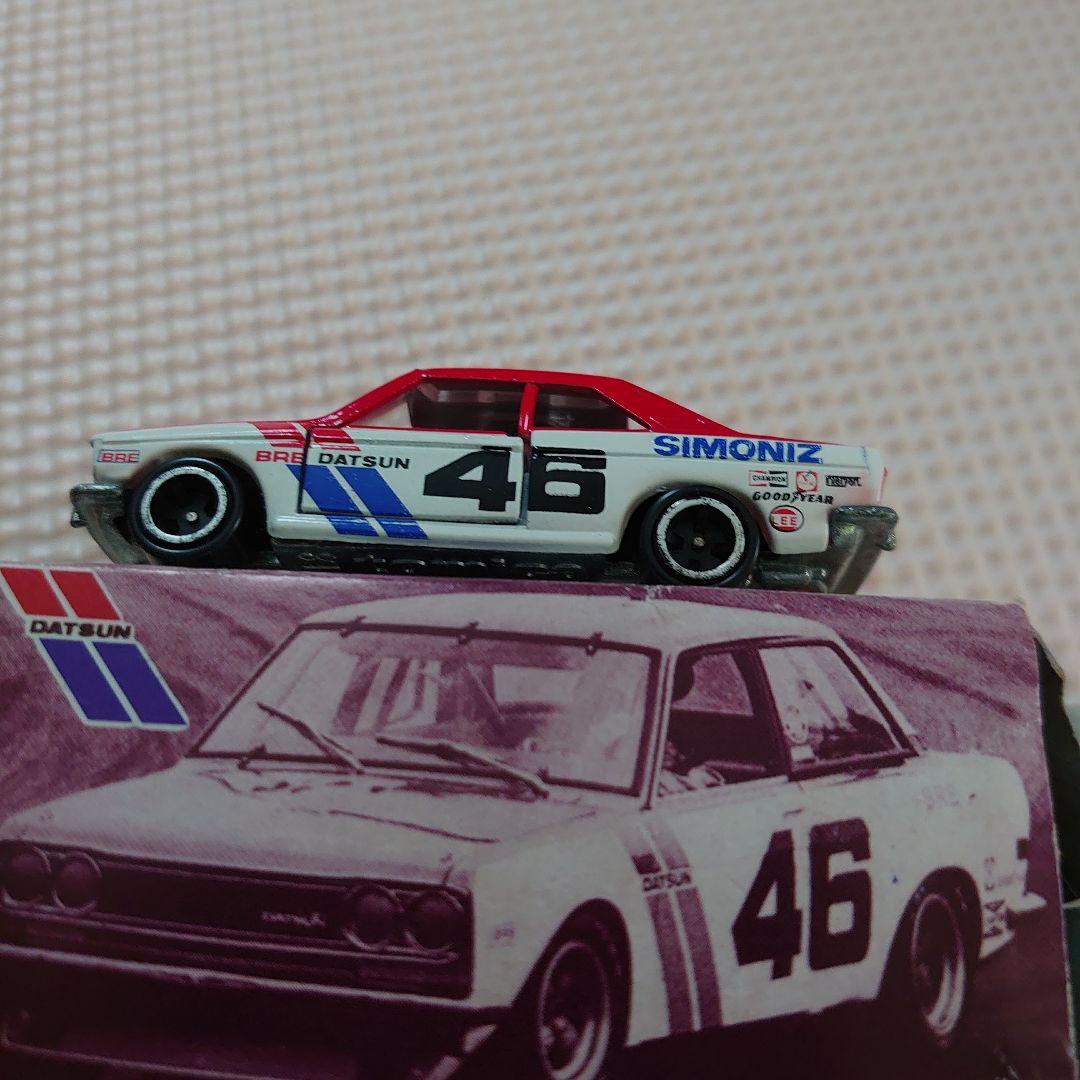 トミカ ダットサン ブルーバード