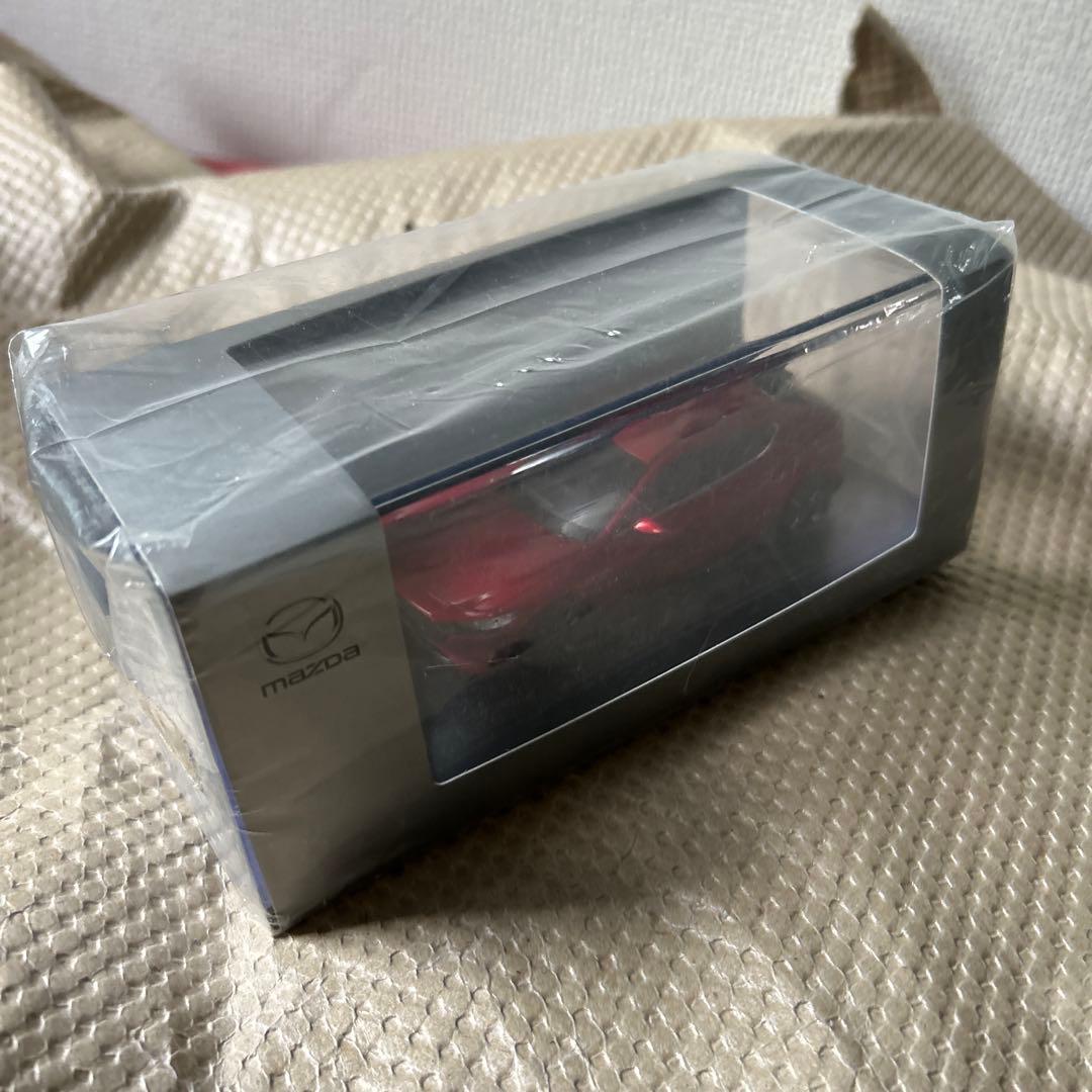 MAZDA3モデルカー 1/43