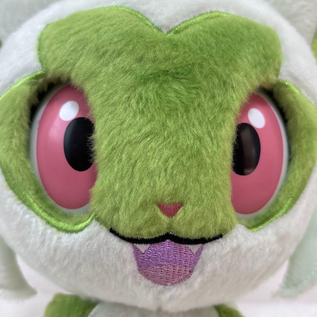 ポケットモンスター なでてみつめてぱちくりニャオハ