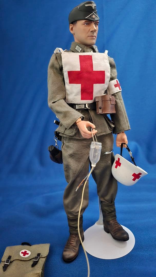 ドラゴン社 他 ミリタリー フィギュア 6体セット + スタンド 5個