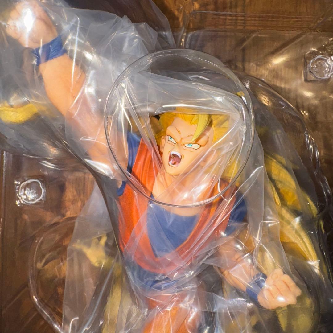 フィギュアーツZERO 超激戦　スーパーサイヤ人３孫悟空-龍拳爆発-