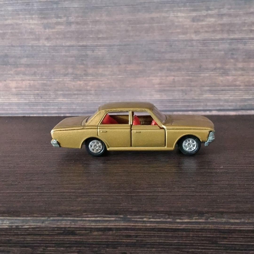 絶版車★Tomicaトミカ トヨタ クラウン スーパーデラックス 日本製