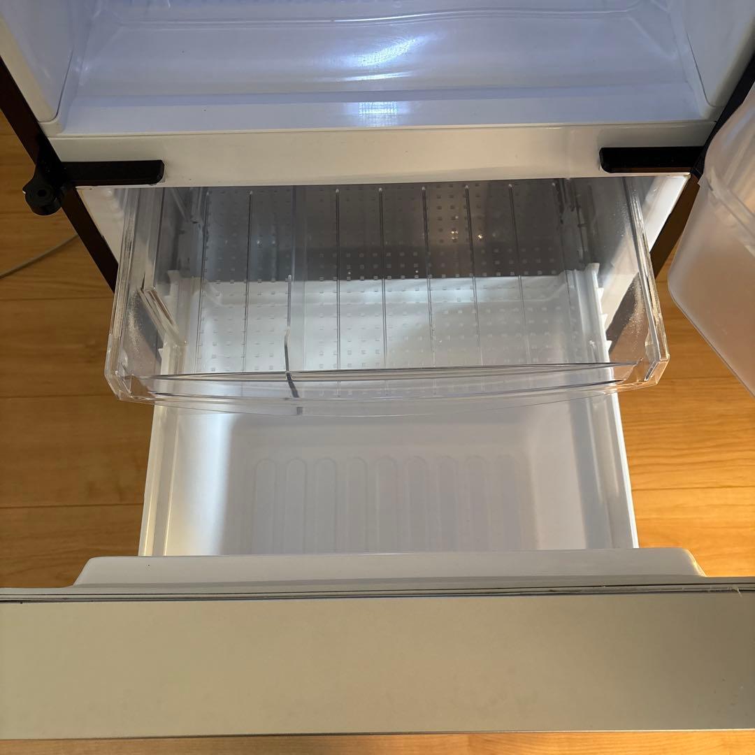 【マロンさん専用】単身用冷蔵庫 2ドア シャープ 黒 137L SJ-GD14C