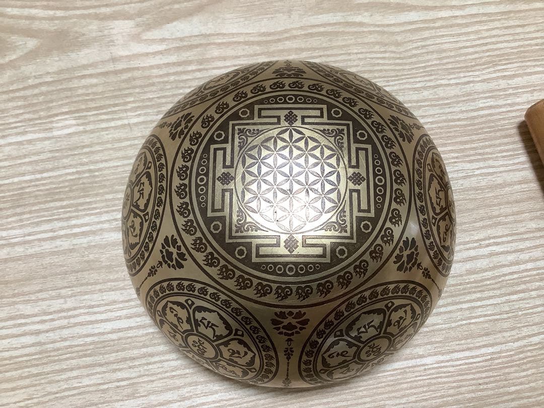 《 チベット密教　新品 》 シンギングボウル　カービング仕様　3点セット　75