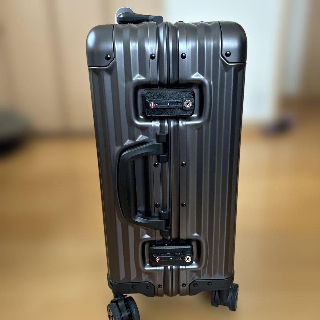 なー メルセデス ベンツ オリジナルスーツケース　33L