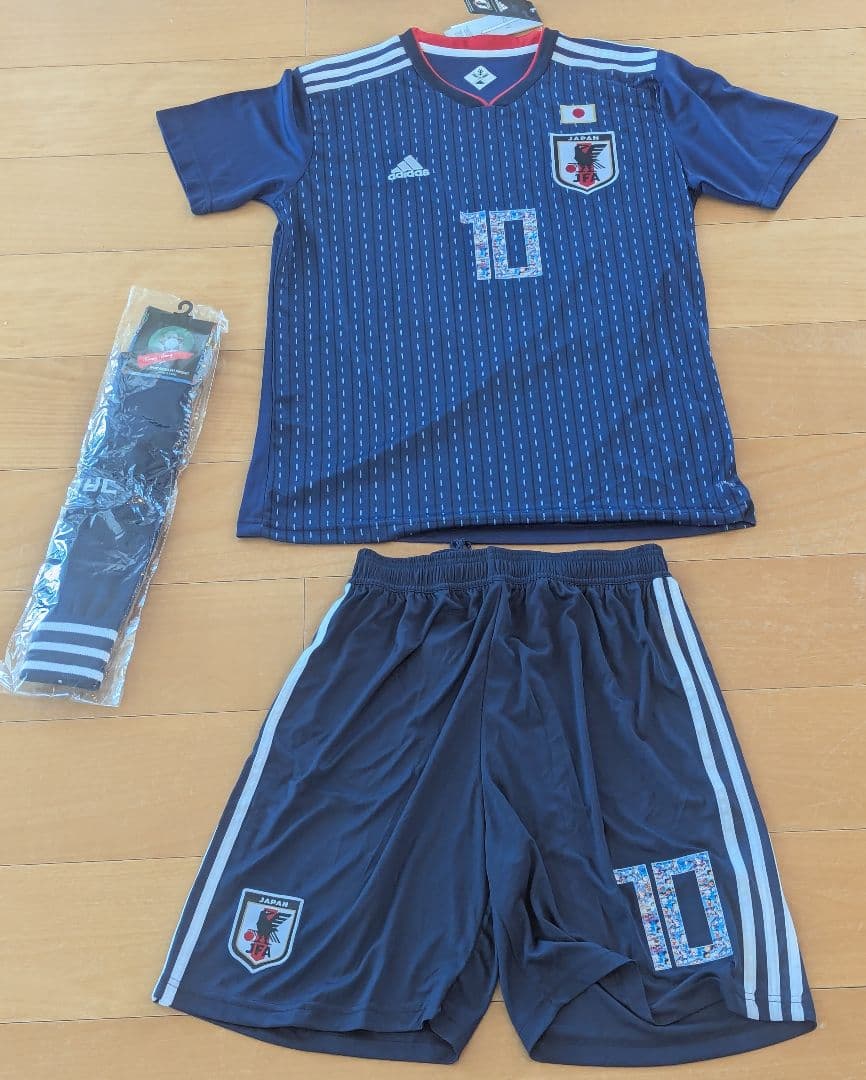キャプテン翼日本代表ユニフォーム（Ｌサイズ）ユニフォーム、ズボン、ソックスセット