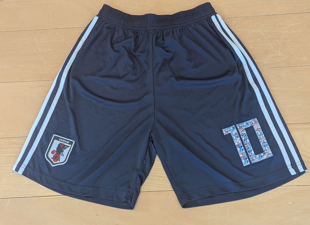 キャプテン翼日本代表ユニフォーム（Ｌサイズ）ユニフォーム、ズボン、ソックスセット