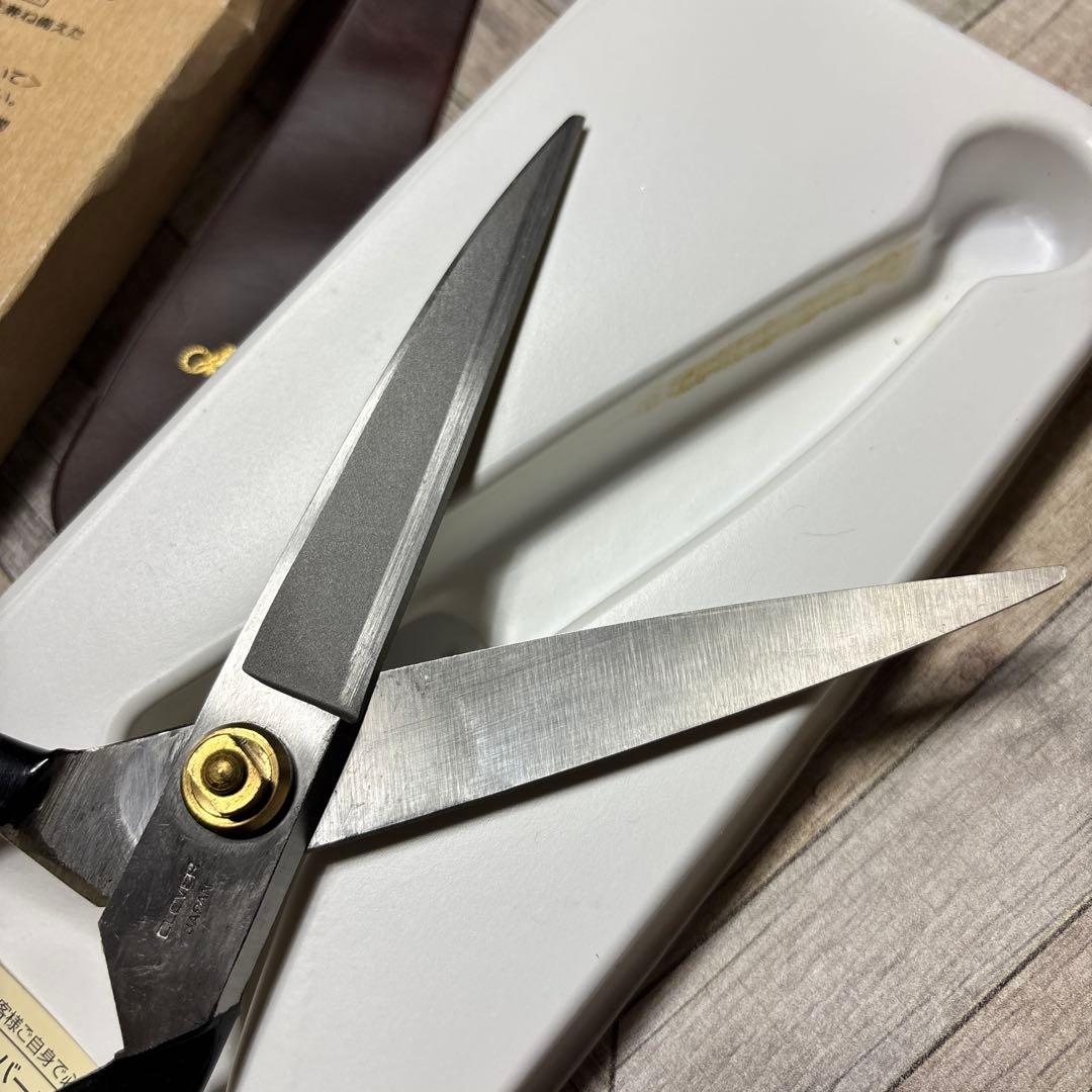 クロバー プロ仕様 青紙使用 裁ち鋏 裁ちバサミ 東鋏 24cm 洋裁 手芸