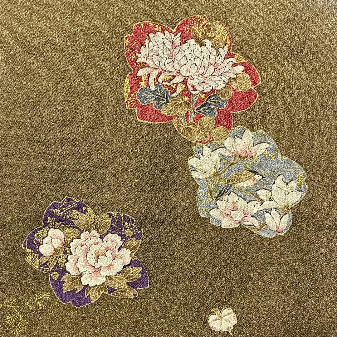 D137 訪問着　桜　金駒刺繍　花模様　ちりめん　極美品