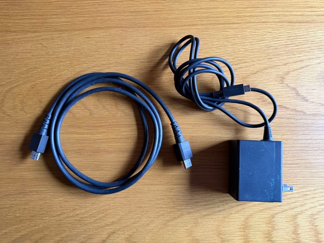 イ*】様 NintendoSwitch本体フルセット+コントローラー、おまけリン