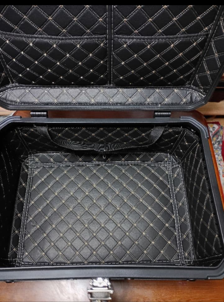 バイク用リアボックス　65L