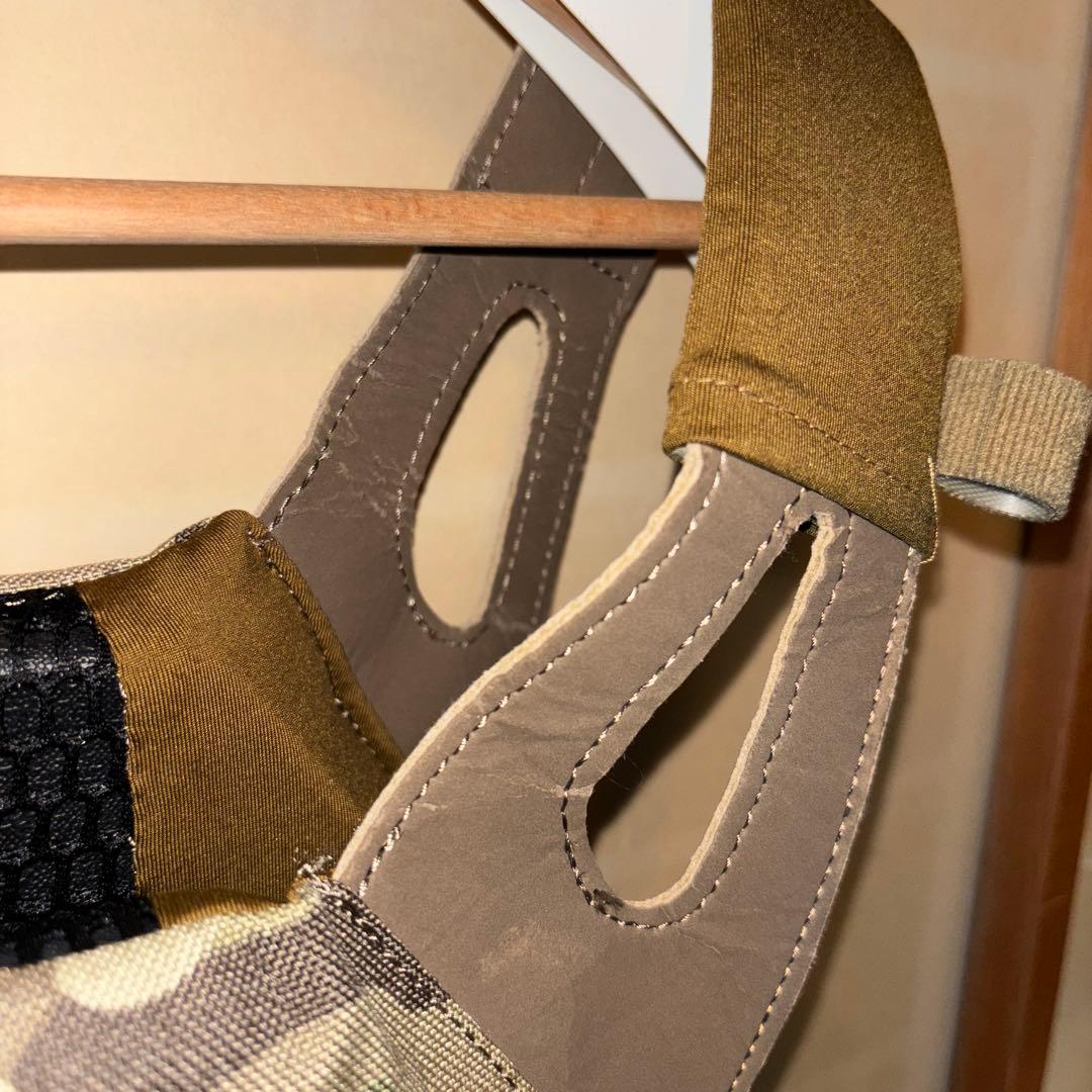 EMERSON製　プレートキャリア タクティカルベスト　エマーソン製