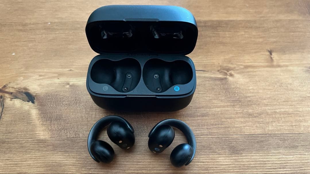 イヤホン AeroClip soundcore Anker