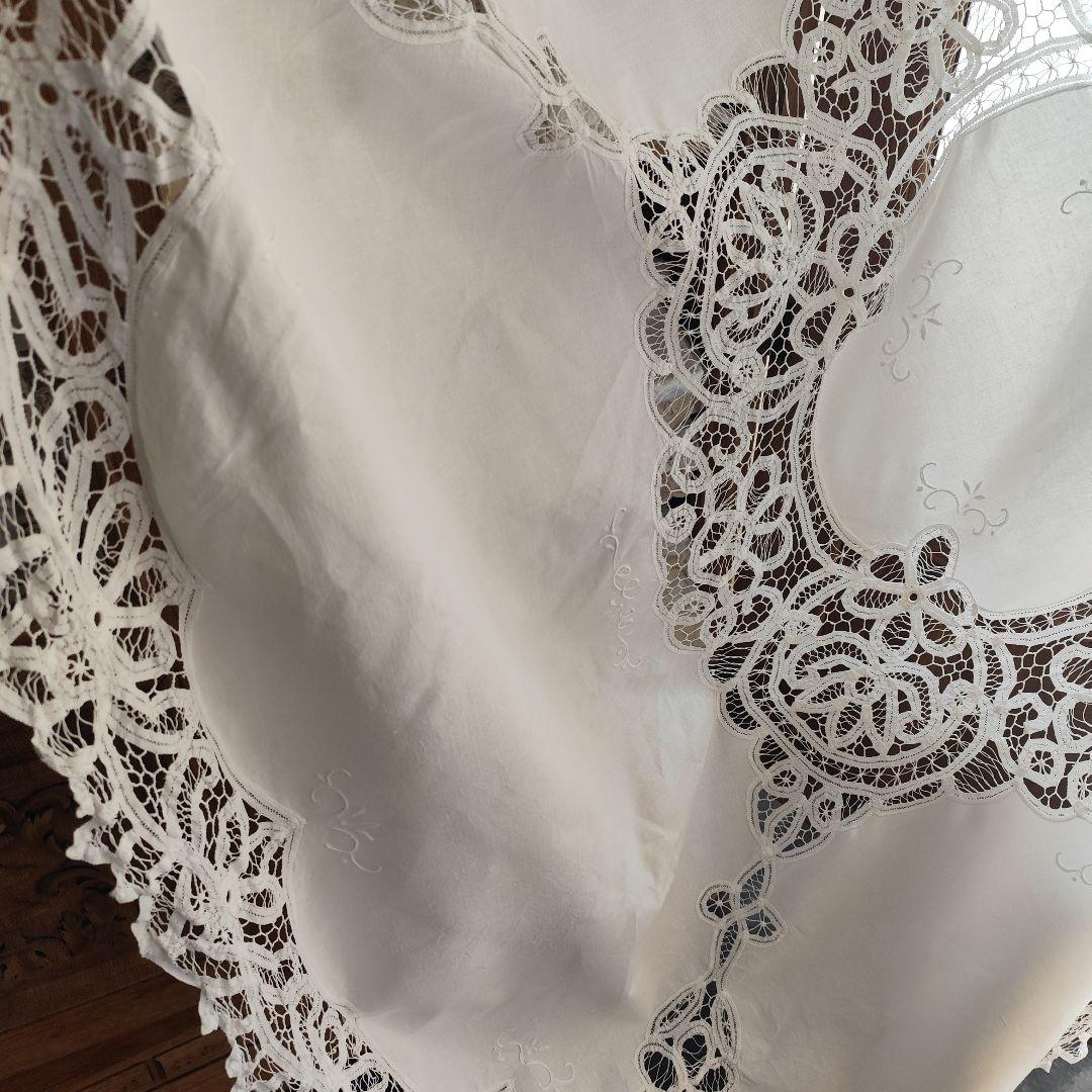 ヴィンテージバテンレース　白糸　円形クロス