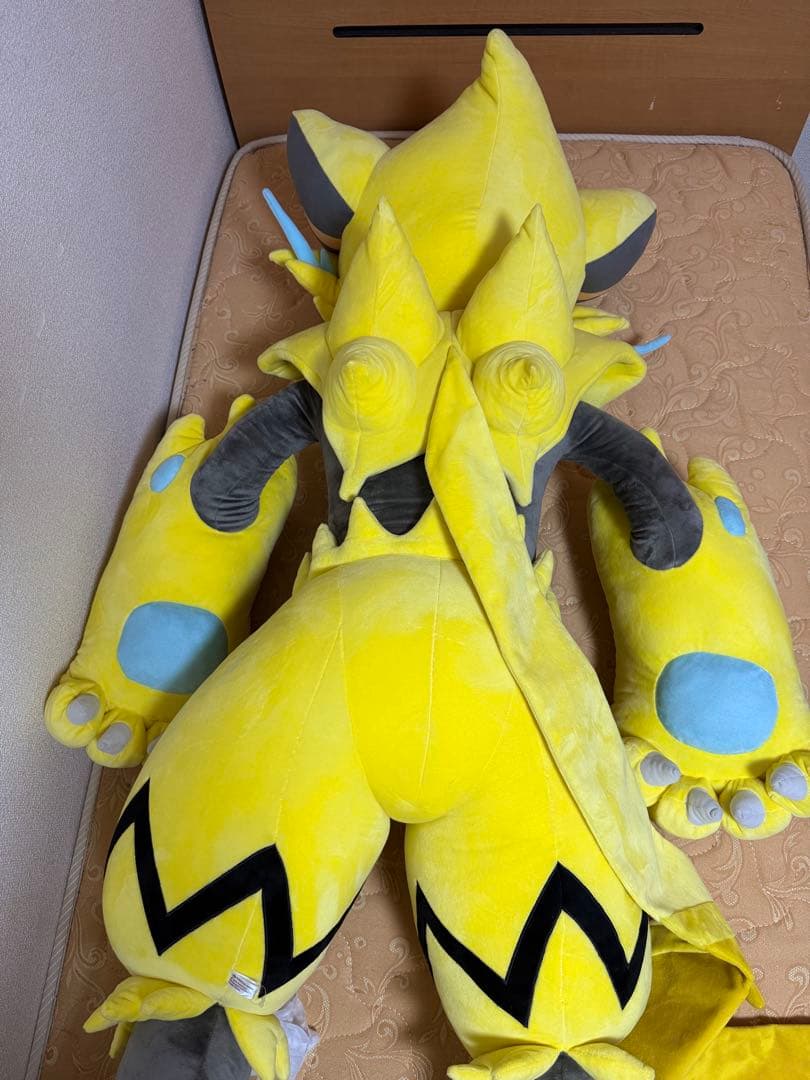 等身大ゼラオラぬいぐるみ 「ポケットモンスター」 ポケモンセンターオンライン限定