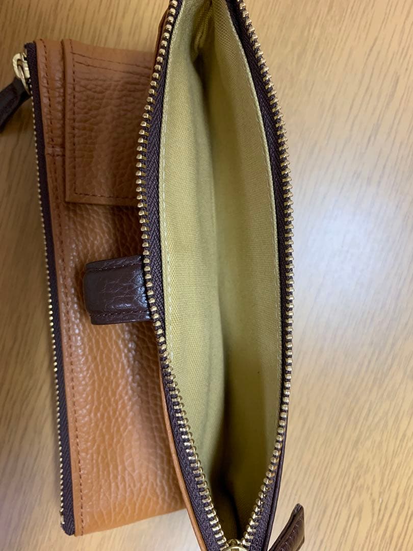 C.C. COMPANY LIMITED ルポペンケース