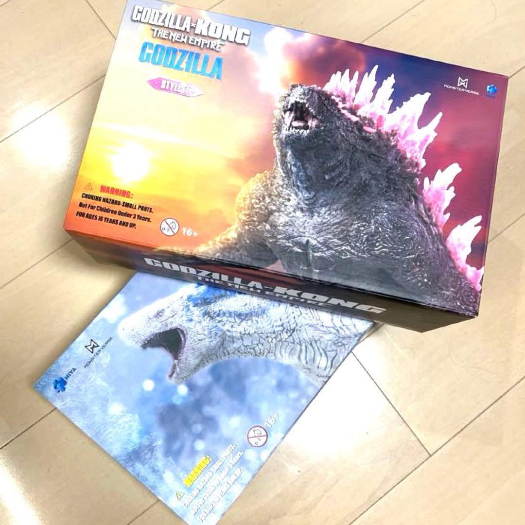 ゴジラ エヴォルブ　シーモ　フィギュア　ハイヤトイズ　ピンバッチ　　スタイリスト