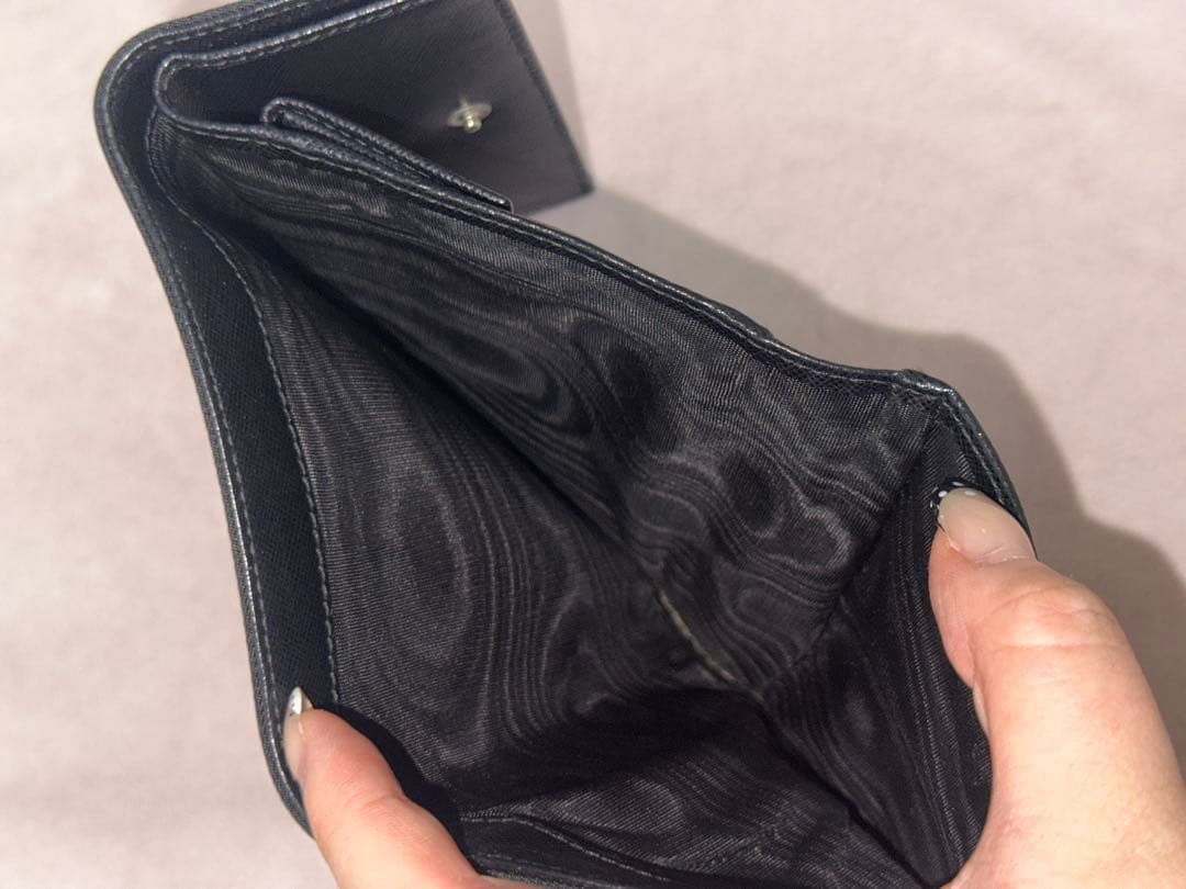 PRADA ミニ財布ナイロン三角プレート　サフィアーノ