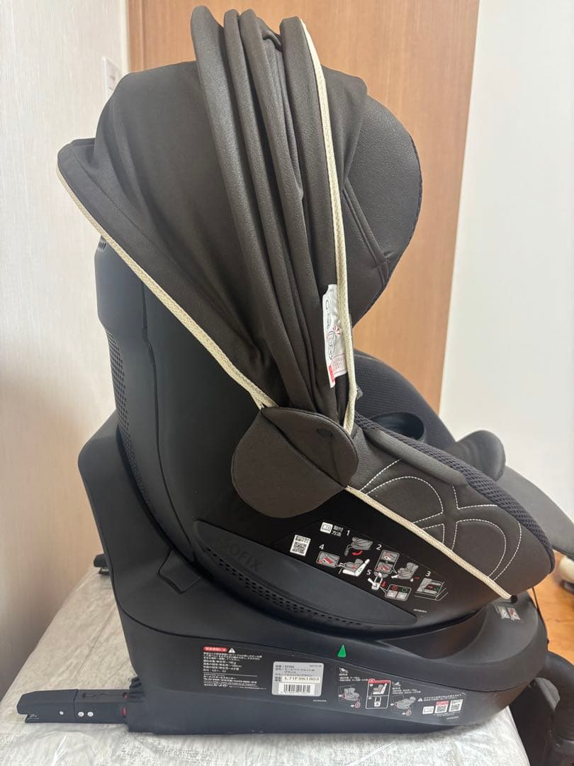 AILEBEBE KURUTTO4i チャイルドシート エールベベ