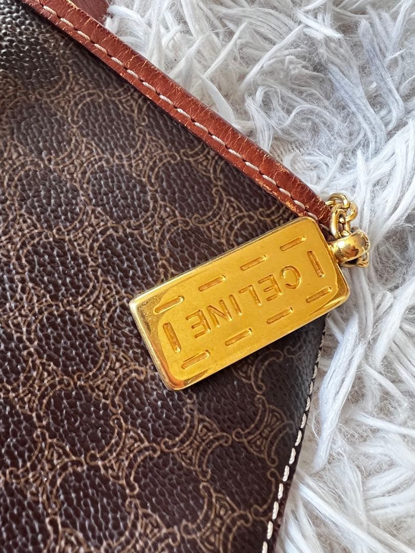 Cute　CELINE ブラウンレザーショルダーバッグ