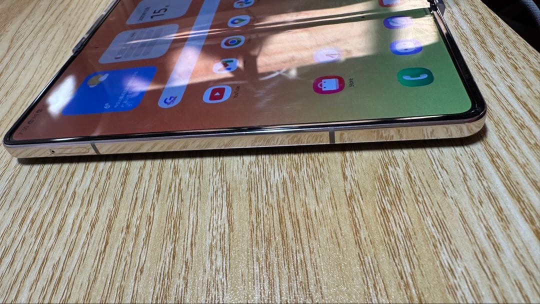 samsung zfold4 本体　訳がある