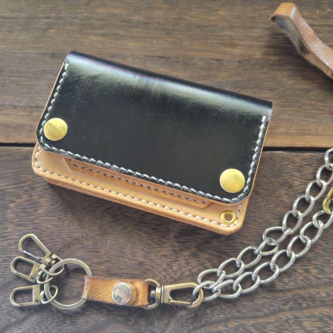 ミドルサイズ トラッカーウォレット 手染め 黒×ナチュラル 薔薇