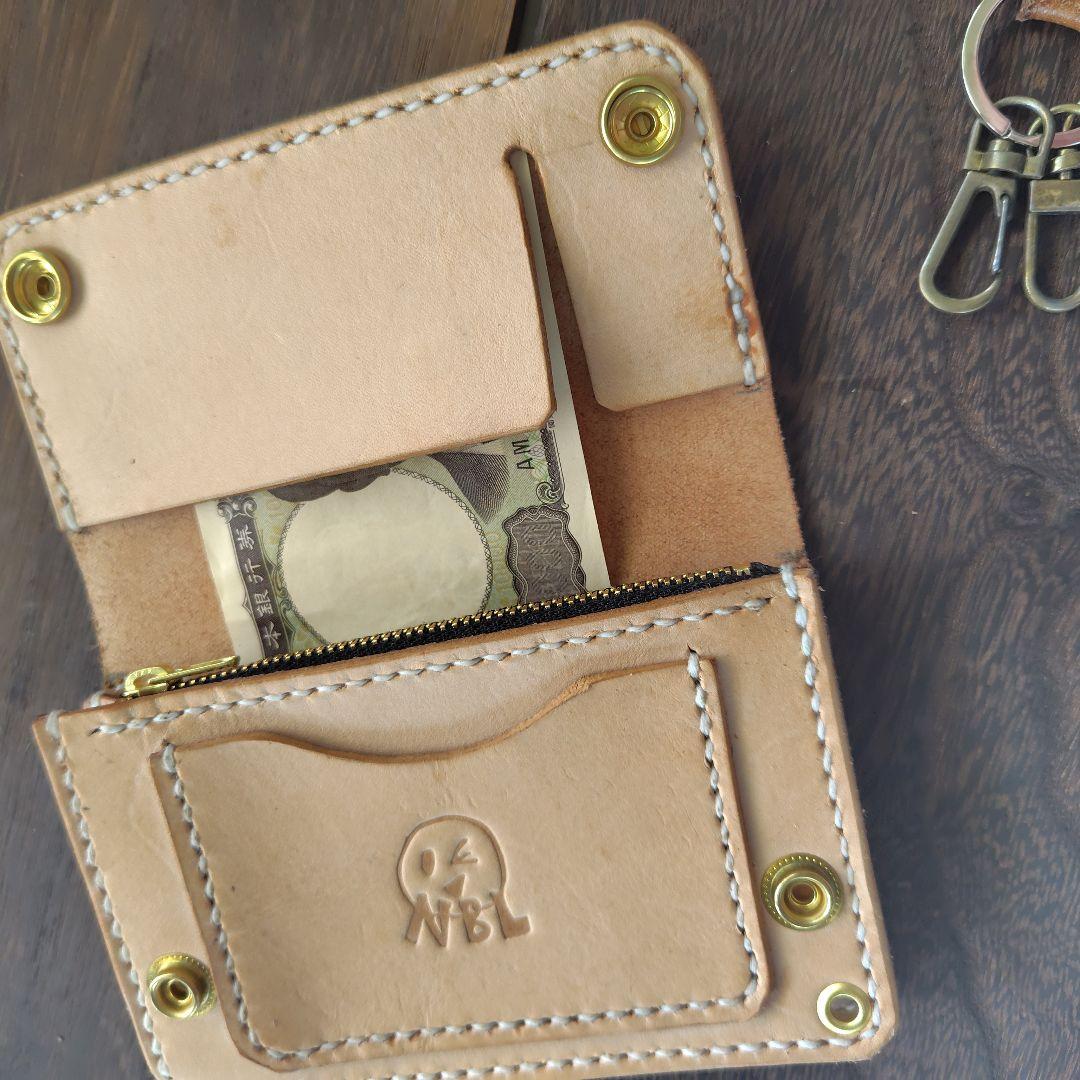 ミドルサイズ トラッカーウォレット 手染め 黒×ナチュラル 薔薇