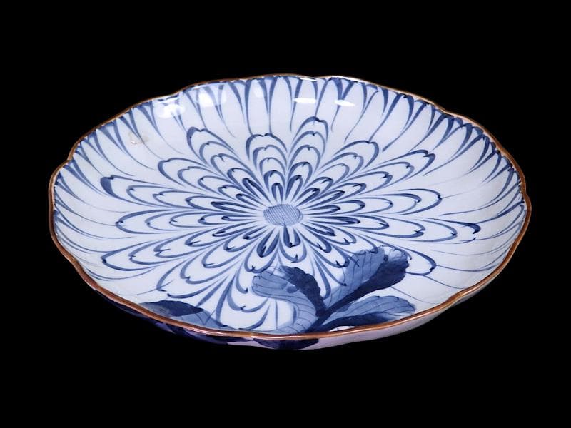 DAj 古伊万里　染付　菊花紋様の図　７寸皿