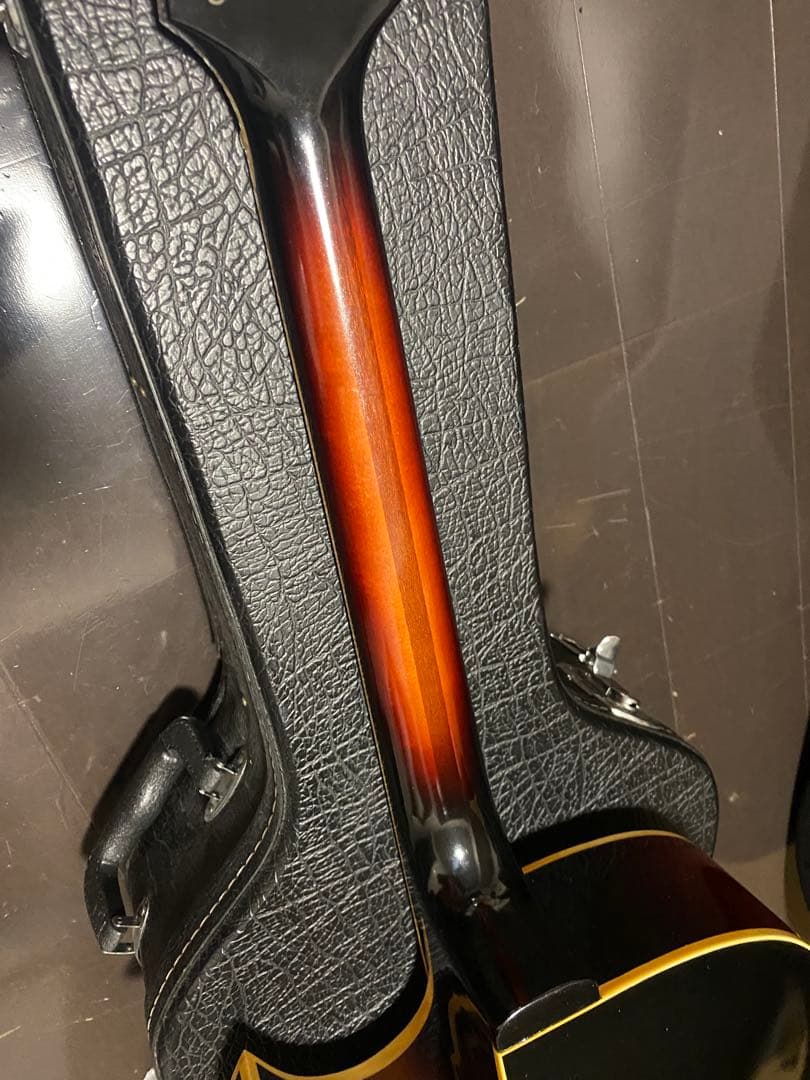 アコースティックギター　jumbo