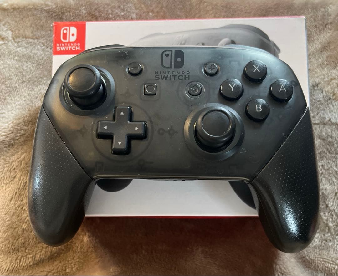 Nintendo Switch 本体 + Proコントローラー + 充電器